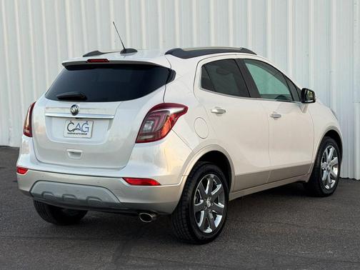 Summit White 2019 Buick Encore Essence