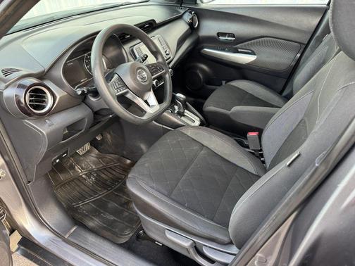 2019 Nissan Kicks SV