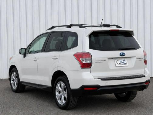 Satin White Pearl 2015 Subaru Forester 2.5i Limited