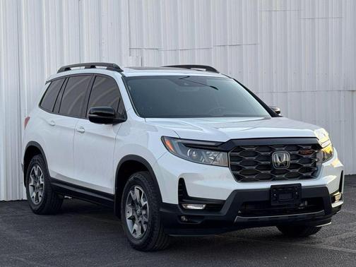 2023 Honda Passport AWD TrailSport