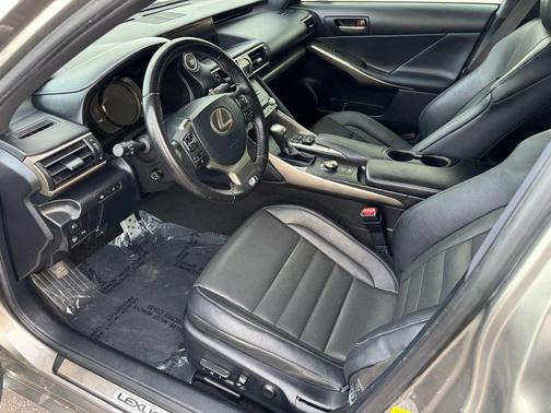 2018 Lexus IS 350 Base