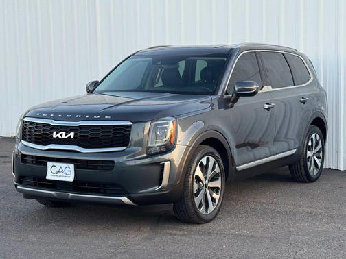 2022 Kia Telluride S