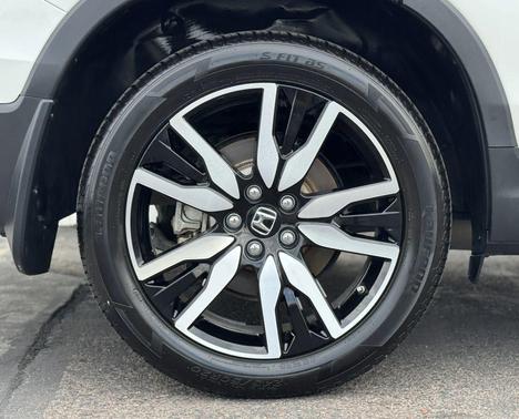 2022 Honda Pilot Touring 8-Passenger