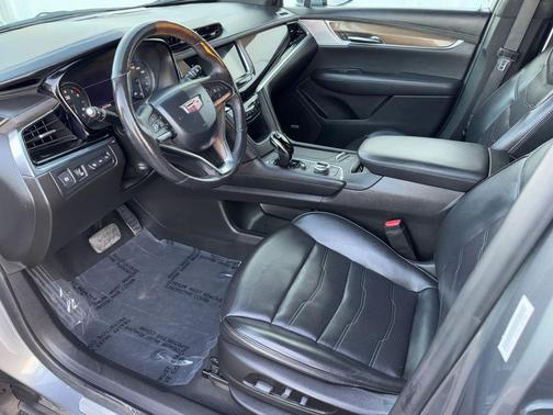 2021 Cadillac XT6 Premium Luxury FWD