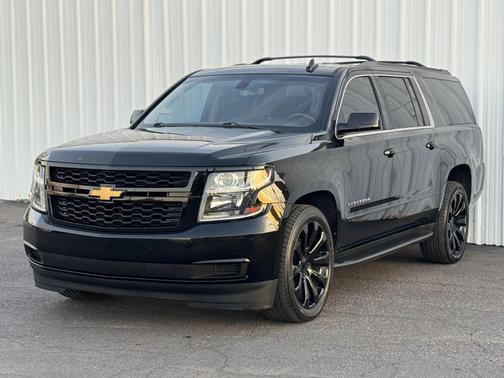 2017 Chevrolet Suburban LS