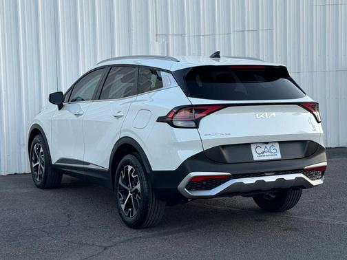 Snow White Pearl 2023 Kia Sportage Hybrid EX