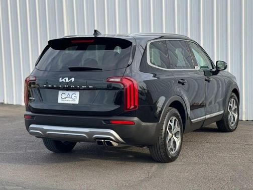Ebony Black 2022 Kia Telluride EX