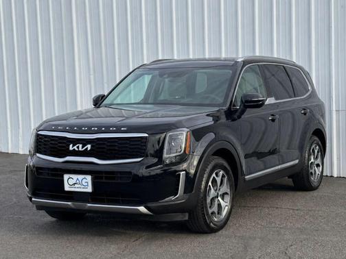 Ebony Black 2022 Kia Telluride EX
