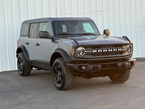 2023 Ford Bronco Black Diamond