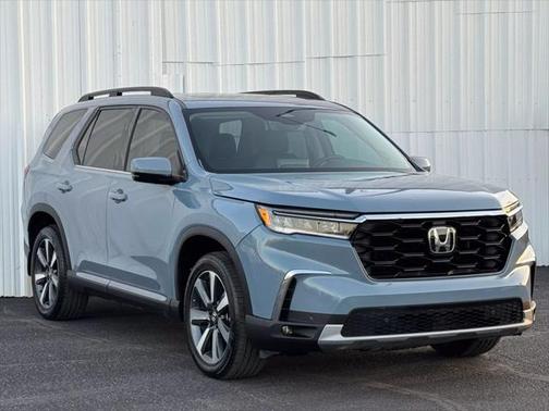 2024 Honda Pilot Touring 8-Passenger