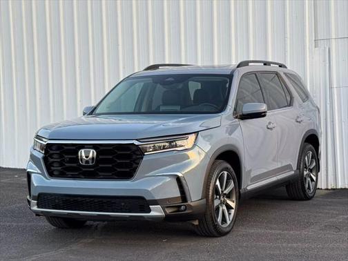 2024 Honda Pilot Touring 8-Passenger