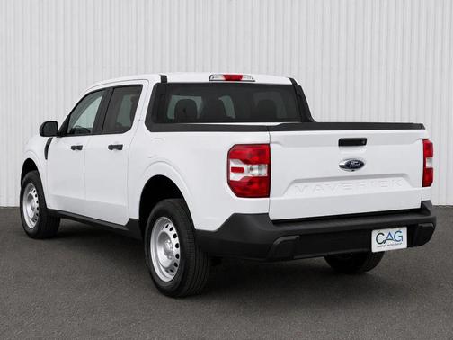 Oxford White 2022 Ford Maverick XL