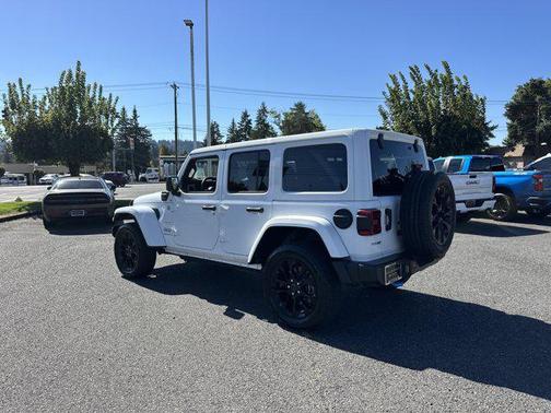 2024 Jeep Wrangler 4xe Sahara