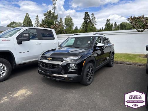 Mosaic Black Metallic 2023 Chevrolet Trailblazer ACTIV