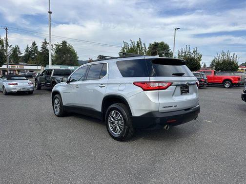 2021 Chevrolet Traverse LT Cloth