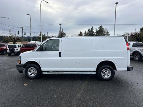 2024 Chevrolet Express 2500 RWD 2500 Regular Wheelbase WT