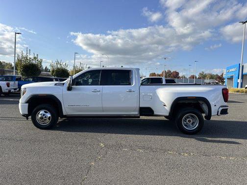 2023 GMC Sierra 3500 Denali