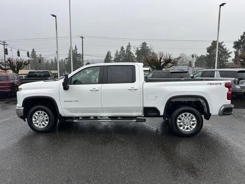 2025 Chevrolet Silverado 3500 LT