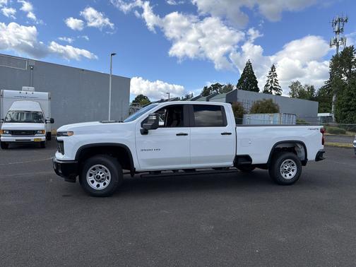 Summit White 2026 Chevrolet Silverado 3500 WT