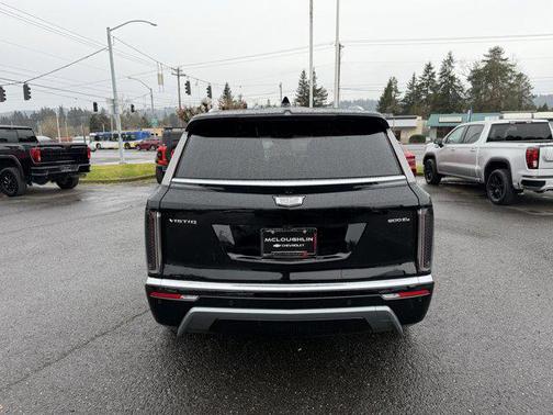 2026 Cadillac VISTIQ Luxury