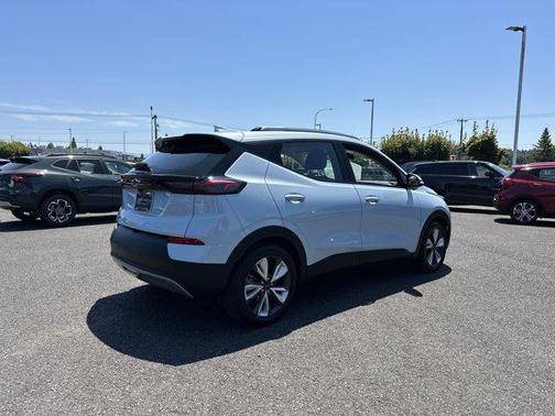 2022 Chevrolet Bolt EUV FWD LT