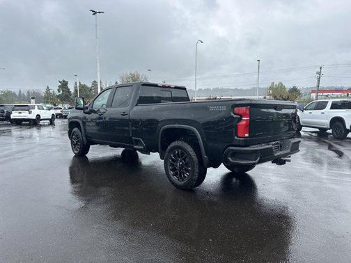 2025 Chevrolet Silverado 3500 LT