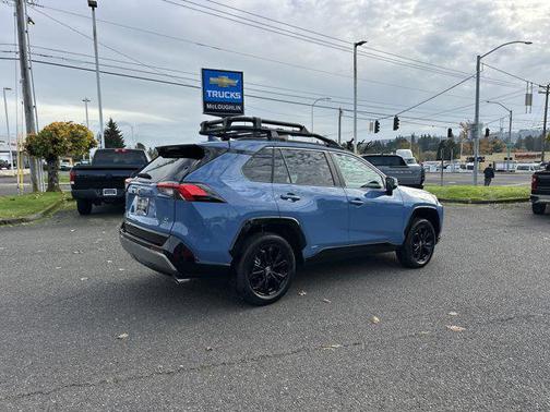 2025 Toyota RAV4 Hybrid SE