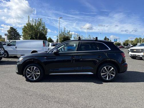 2024 Audi Q5 45 S line Premium Plus