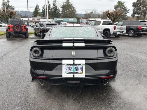 2016 Ford Shelby GT350 Base