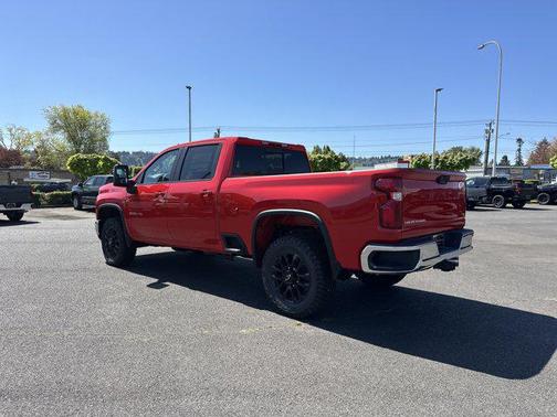 2025 Chevrolet Silverado 3500 LT