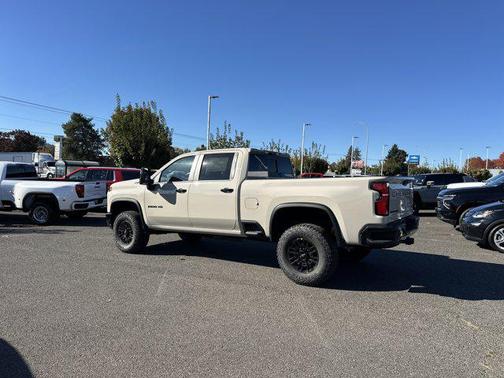 2026 Chevrolet Silverado 2500 ZR2