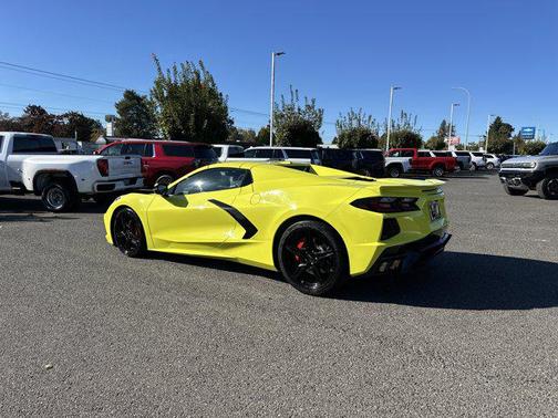 2022 Chevrolet Corvette Stingray w/1LT
