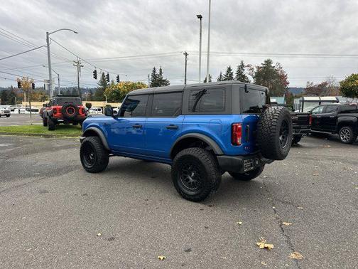 2022 Ford Bronco Base