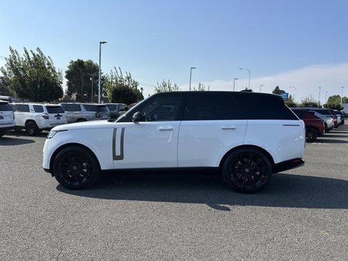 2023 Land Rover Range Rover P530 SE