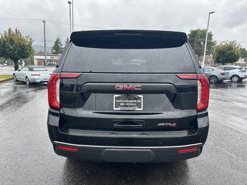 2023 GMC Yukon 4WD AT4