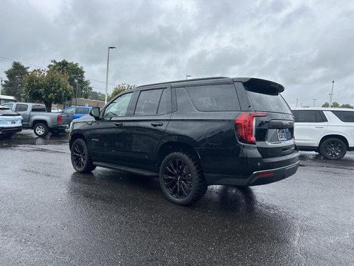 2023 GMC Yukon 4WD AT4