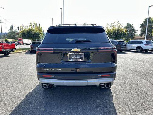 2025 Chevrolet Traverse LT