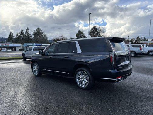 2023 Cadillac Escalade ESV Premium Luxury