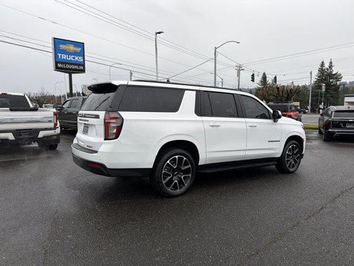 2024 Chevrolet Suburban RST