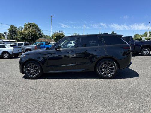2024 Land Rover Range Rover Sport SE