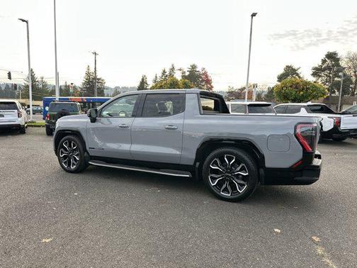 2024 GMC Sierra EV Denali Edition 1
