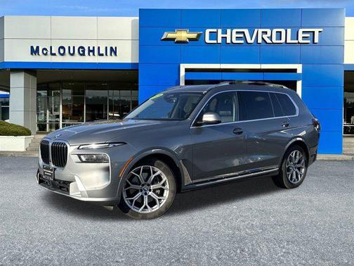 2025 BMW X7 xDrive40i