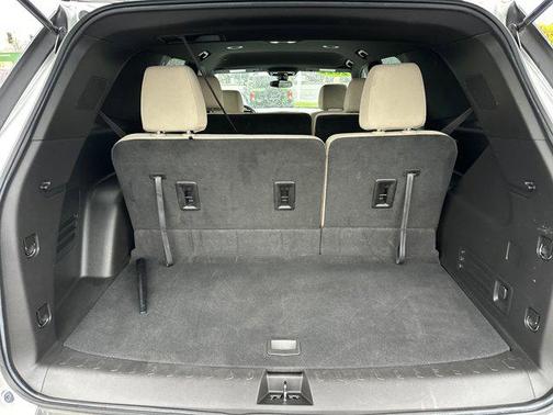 2022 Chevrolet Traverse LS