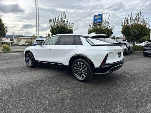 2025 Cadillac LYRIQ Sport