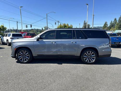 2021 Cadillac Escalade ESV Sport