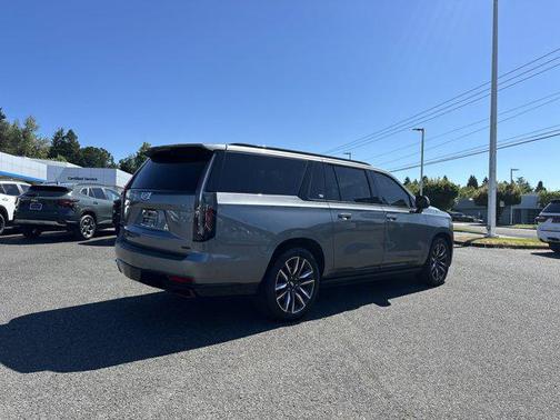 2021 Cadillac Escalade ESV Sport