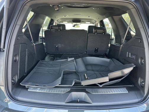 2025 Chevrolet Tahoe 4WD RST