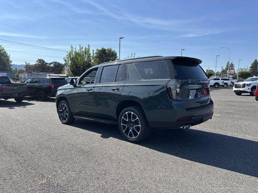2025 Chevrolet Tahoe 4WD RST