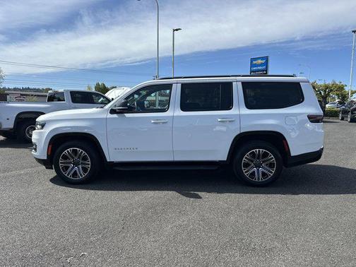 2023 Jeep Wagoneer Series II