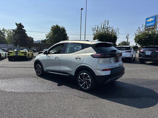 2022 Chevrolet Bolt EUV FWD Premier